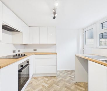 3 bedroom terraced house to rent - Photo 6