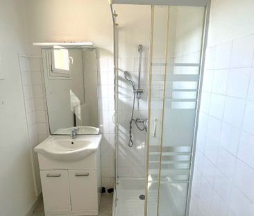 Location Appartement 1 pièce 31m² GRENOBLE 38000 - Photo 2