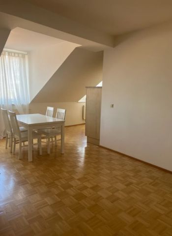 Charmante 2-Zimmer-Dachgeschosswohnung in Geidorf – Ihr neues Zuhause! - Photo 3