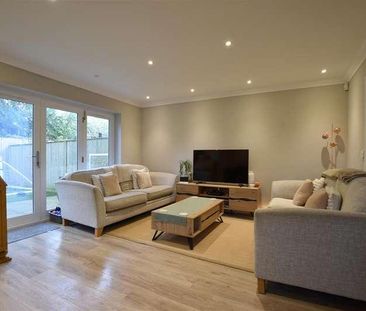 Penfold Close, Reigate, RH2 - Photo 4