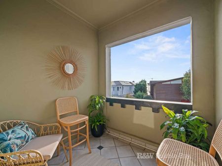 Wonderful Lifestyle & Position (Access via Collins Ave) - Photo 4