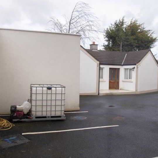 Modern 1-bedroom apartment for rent in Ballsbridge, Dublin - Photo 1