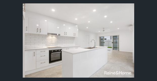 FAMILY HOME IN CENTRAL LOCATION - BREAK LEASE - RENT WILL INCREASE TO $940.00 FROM 28.3.2026 - Photo 1