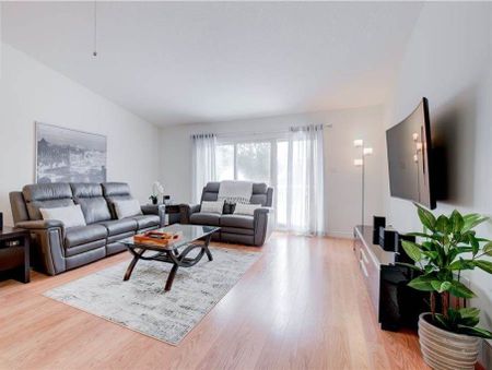 For Lease - 572 Thistlewood Drive Unit# 7, London North, Ontario - Photo 5