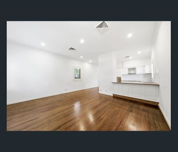 Unique light filled haven of charm and space - Photo 3