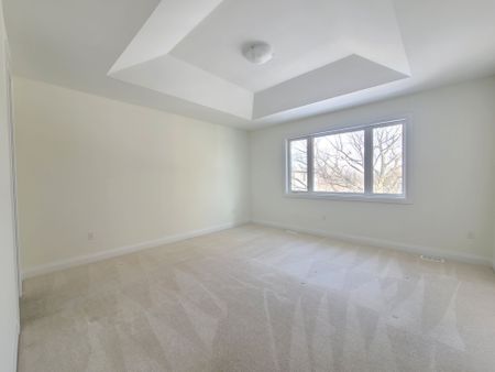 For Lease - 3246 Chimney Swift Crescent, Pickering, Ontario - Photo 5