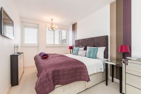 Heathfield Road, London, SW18 flat to rent - Photo 2