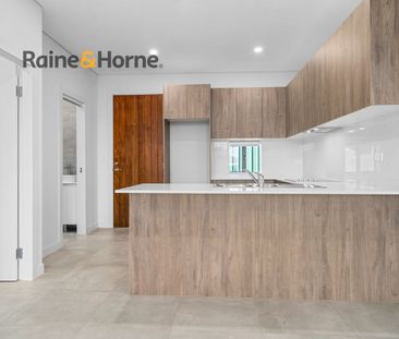 Brand New 2 Bedder! - Photo 3