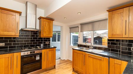 Mayfield Road, Grappenhall, Warrington, Cheshire, WA4 - Photo 5