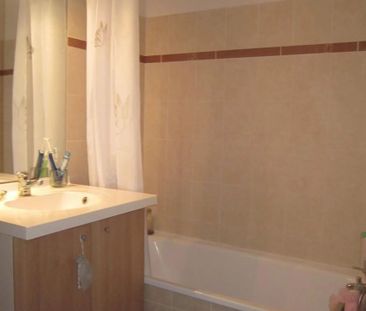 Location Appartement 2 pièces 41 m2 à Saint-Estève - Photo 5