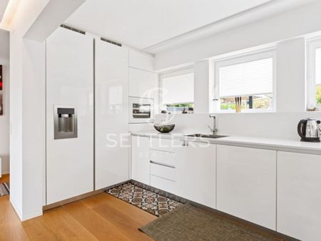 2 room luxury Flat for rent in Centro (Cascais), Cascais e Estoril, Cascais, Lisbon - Photo 3
