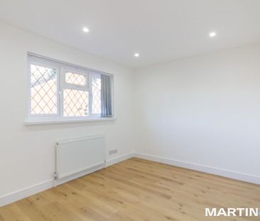 2 bedroom semi-detached house to rent - Photo 4