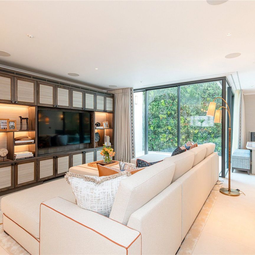 Wilton Row, SW1X - Photo 1