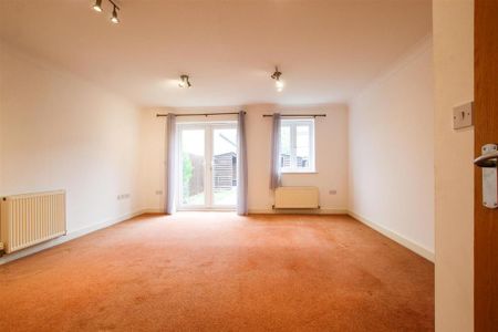 5 bedroom townhouse to rent - Photo 2