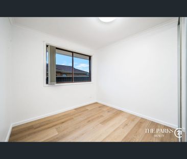 170 Bossley Road, Bossley Park, NSW 2176 - Photo 2