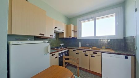 Location Appartement 3 pièces 70m² POITIERS 86000 - Photo 3