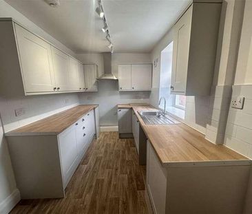 Church Road, Thornton Hough, CH63 - Photo 2