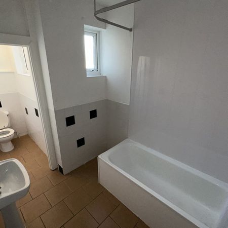 Gordon Road - Photo 4