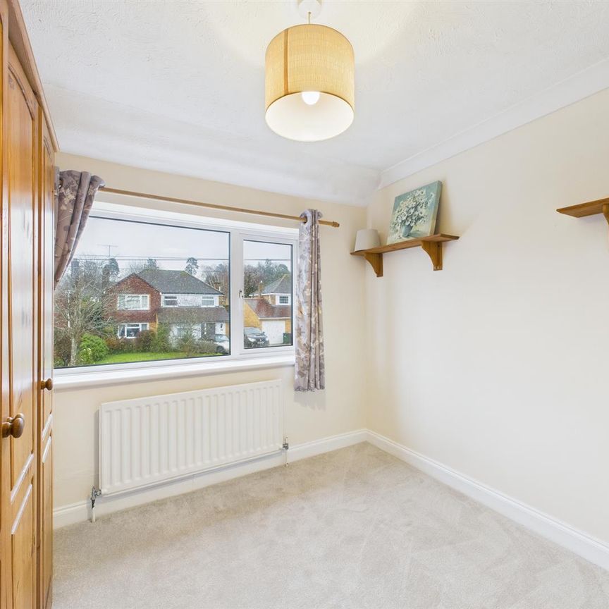 Pound Hill - Photo 1