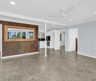 TWO-LEVEL HOME WITH PANORAMIC OCEAN VIEWS - Photo 6