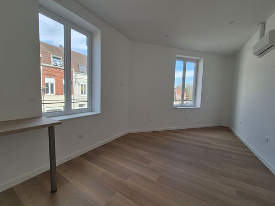 Location Appartement 1 pièce 24m² - Photo 1
