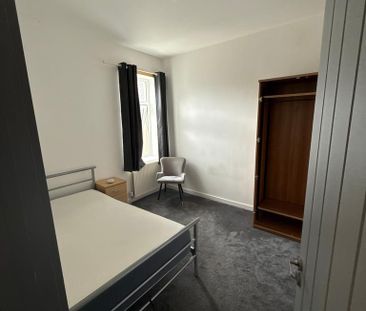 5 bedroom terraced house to rent - Photo 6