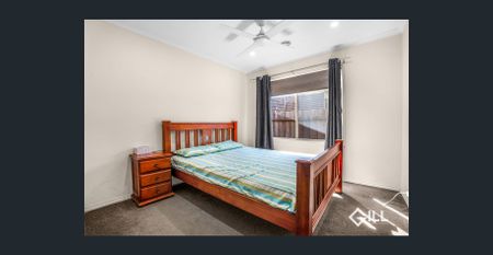 For Lease: Modern 3 Bedroom Home with Dual Living Zones - Photo 5