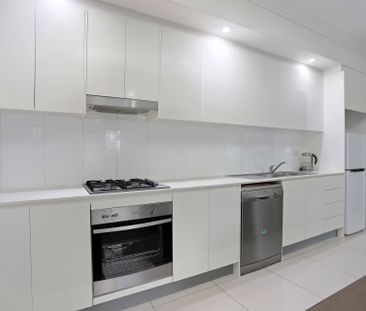 1 Bed Apartment - Photo 3