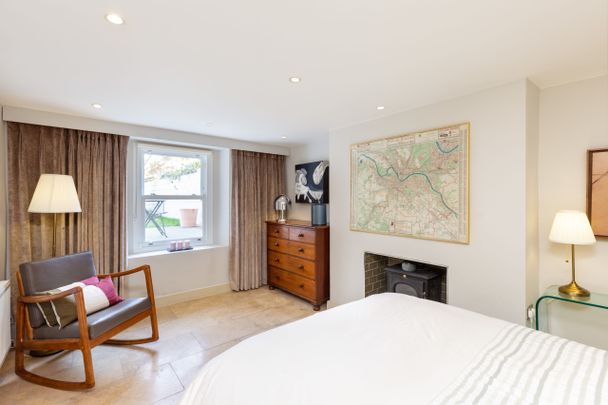 Erne Street Upper, Dublin 2, D02 DK09. - Photo 1