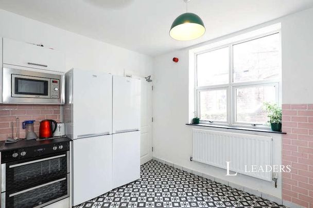 Birch Terrace, ST1 - Photo 1
