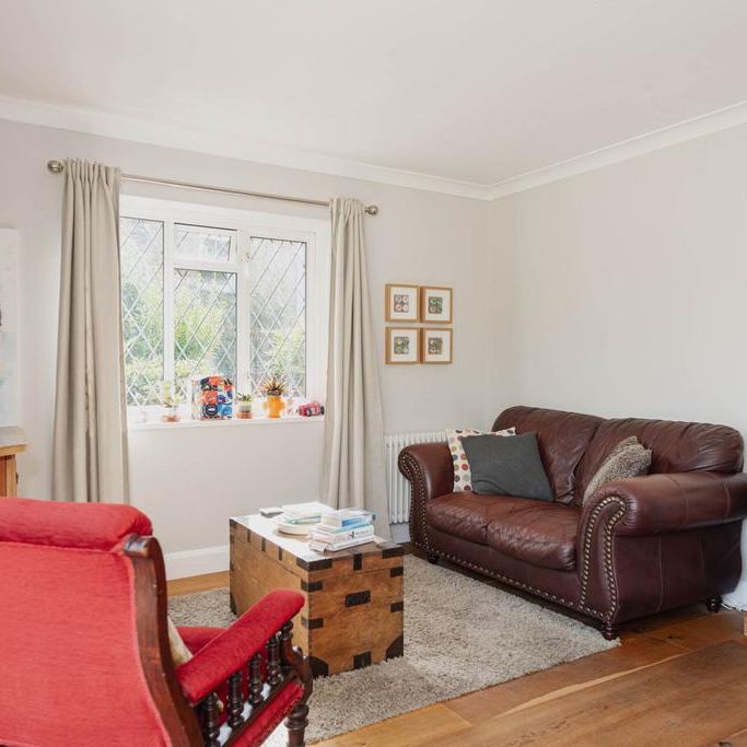 4 bedroom detached house to rent - Photo 1