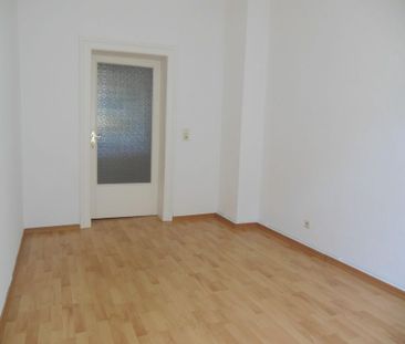 RUHIG UND GRÜN! Toll geschnittene 3-Raum Whg. Bad mit Fenster! - Foto 1