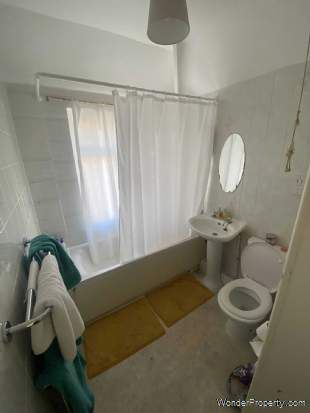 3 bedroom property to rent in Manchester - Photo 3