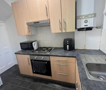 2 bedroom house to rent - Photo 2