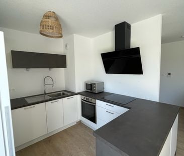 Location Appartement 2 pièces 46m² - Photo 4