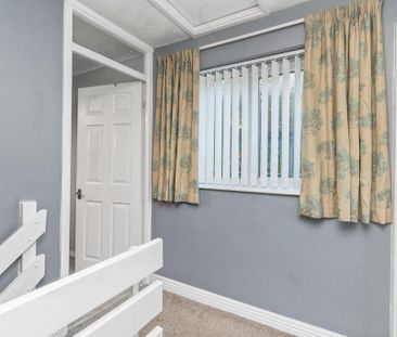 2 bedroom semi-detached house to rent - Photo 6