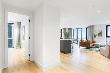 Live at Vertus’ newest Canary Wharf address: spacious, fully furnished 3-bed apartments with a gym, reformer Pilates studio, co-working spaces and, lounges for modern living. - Photo 5