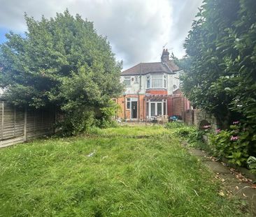 House share to rent - Photo 1