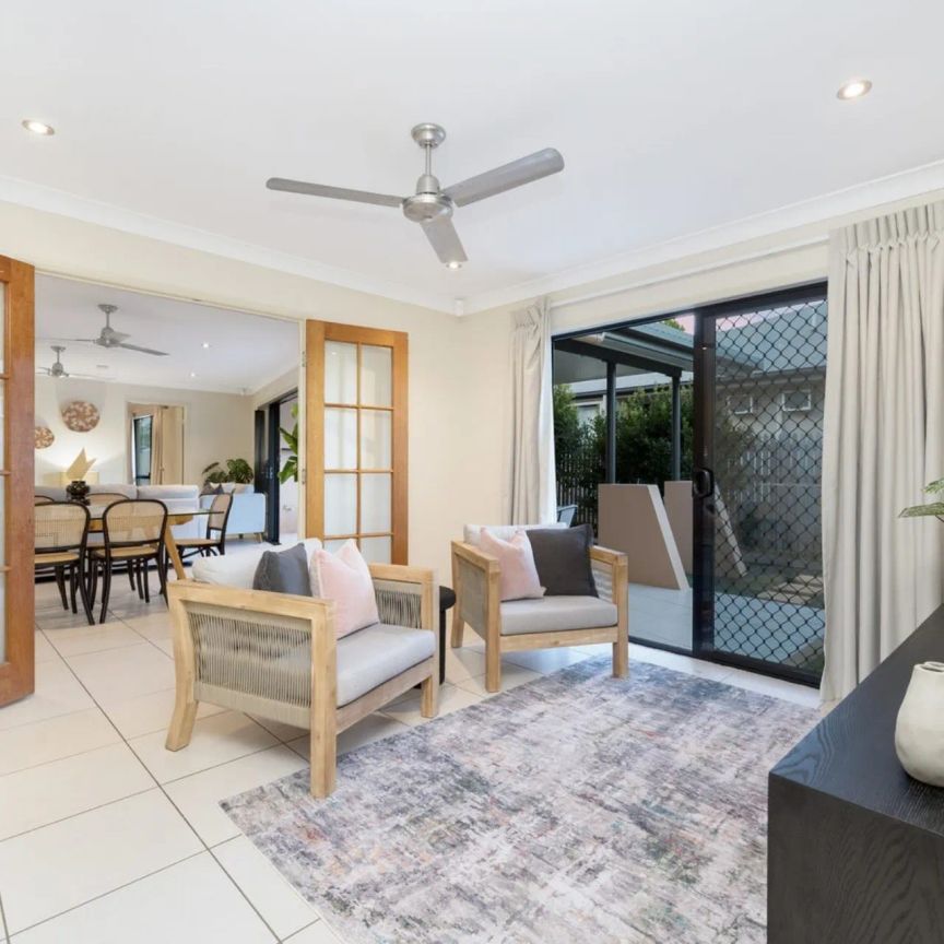 Urban Sophistication - Photo 1