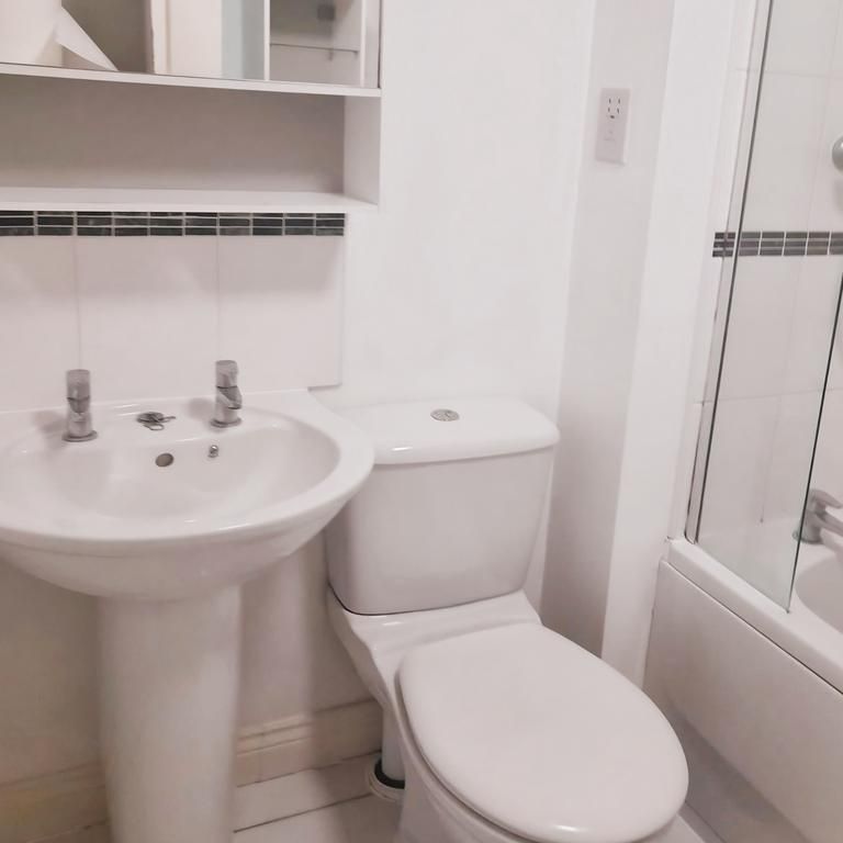 2 bedroom house to rent - Photo 1