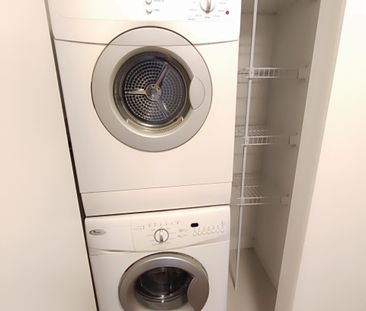 Ultra. Studio with Mountain and City Views - Photo 3