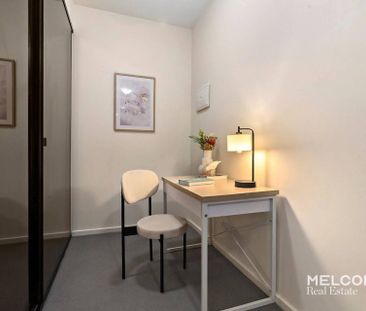 UNFURNISHED WITH WHITEGOODS ONE-BED PLUS STUDY - Photo 2