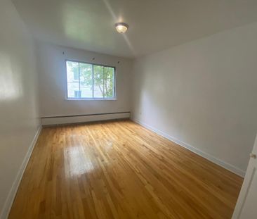 NDG Apt 1 bedroom - Photo 1