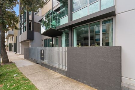 14/50 Johnston Street, Port Melbourne. - Photo 3