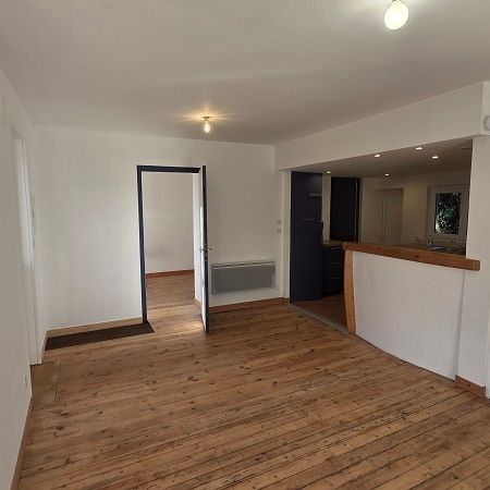 Maison d'habitation - Photo 1