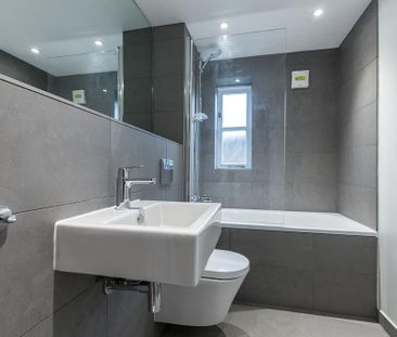 2 bedroom ground floor flat to rent - Photo 1