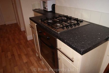 1 Bed - Room 2 - Salisbury Avenue, Westcliff On Sea - Photo 3