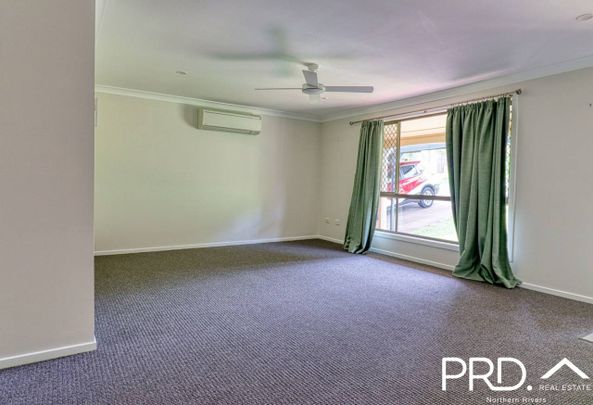 Beautiful 3 Bedroom Goonellabah Home - Photo 1
