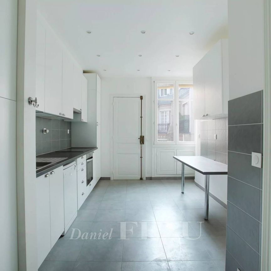 Location appartement, Paris 7ème (75007), 5 pièces, 144 m², ref 86491658 - Photo 1