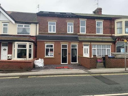 Poulton Road, Fleetwood, FY7 - Photo 5